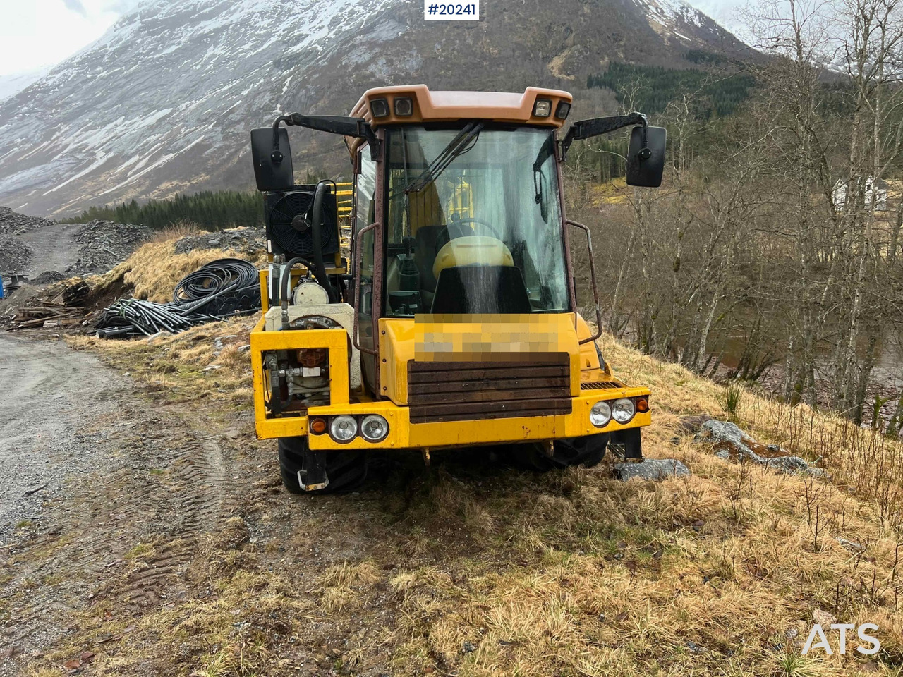 Hydrema 912B m/ 2007 Essverk Plattform 912 lift med rotasjon på korg og fjernkontroll - Belden kırma kaya kamyonu: fotoğraf 5 Hydrema 912B m/ 2007 Essverk Plattform 912 lift med rotasjon på korg og fjernkontroll - Belden kırma kaya kamyonu: fotoğraf 5