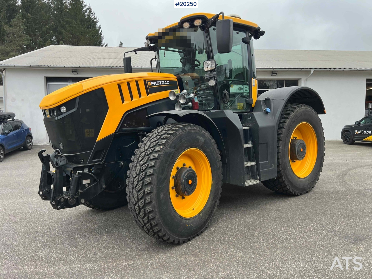 Jcb fastrac 8330 - İş makinaları: fotoğraf 1 Jcb fastrac 8330 - İş makinaları: fotoğraf 1