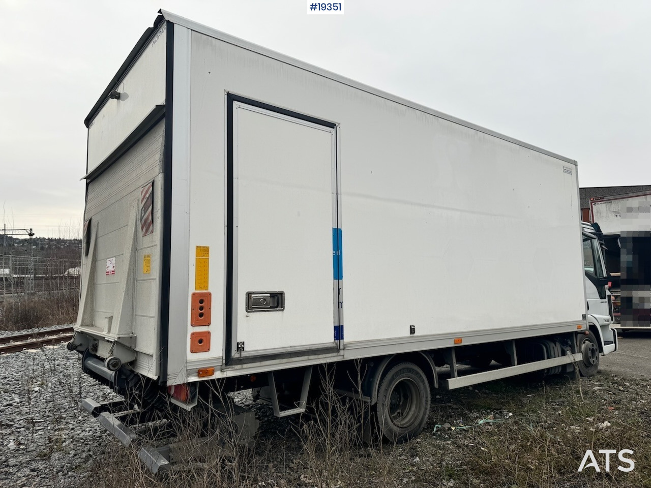 Iveco 75E - Kapalı kasa kamyon: fotoğraf 3 Iveco 75E - Kapalı kasa kamyon: fotoğraf 3