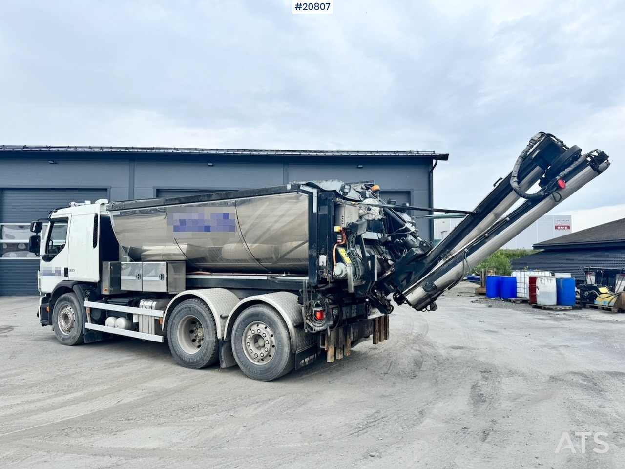 Volvo FE320 - Kamyon, Asfalt döşeme aracı: fotoğraf 4 Volvo FE320 - Kamyon, Asfalt döşeme aracı: fotoğraf 4