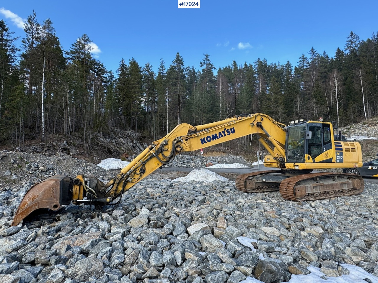 Komatsu PC240LC-10 - Ekskavatör: fotoğraf 2 Komatsu PC240LC-10 - Ekskavatör: fotoğraf 2