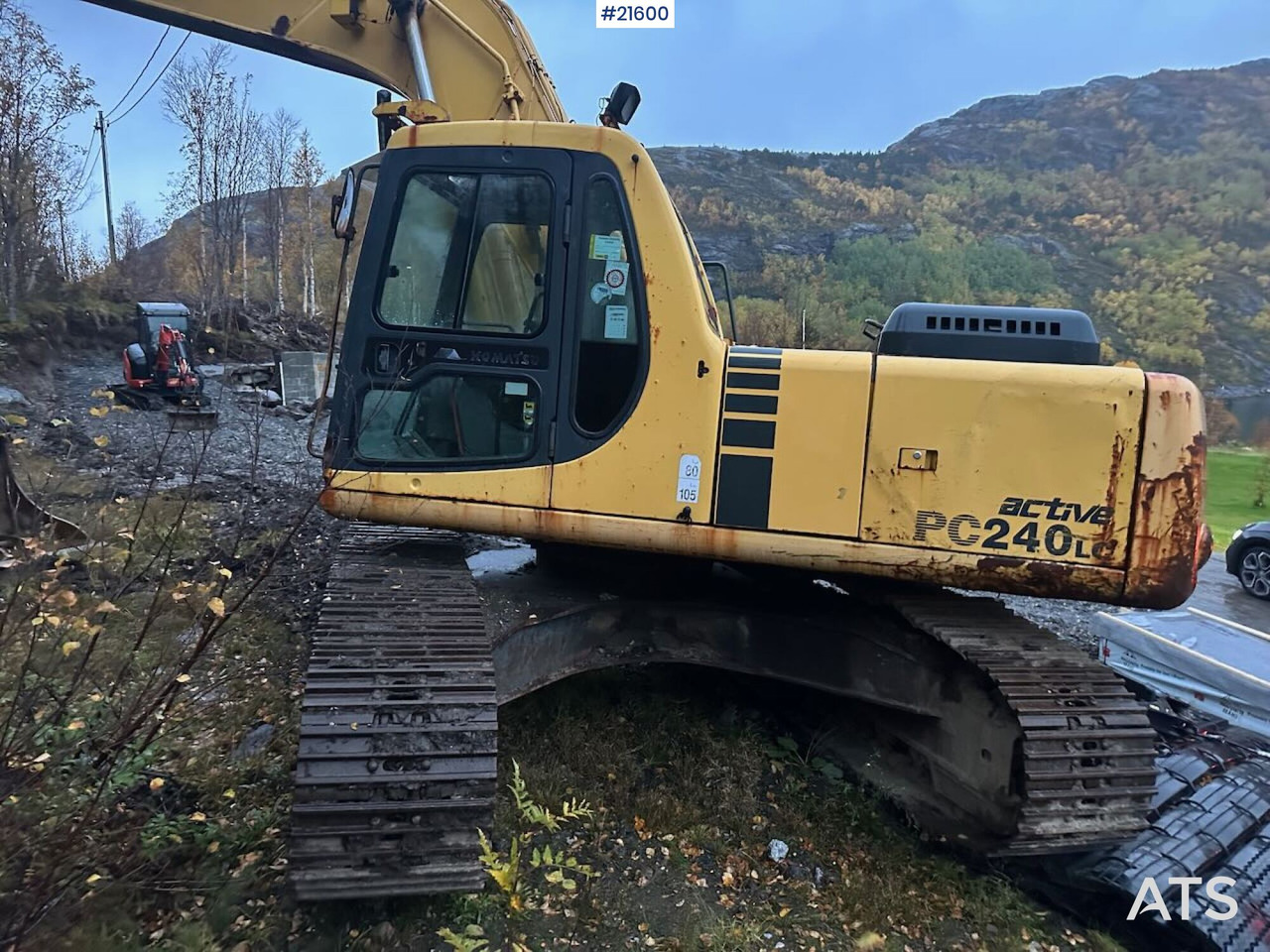 Komatsu PC240LC gravemaskin - Paletli ekskavatör: fotoğraf 5 Komatsu PC240LC gravemaskin - Paletli ekskavatör: fotoğraf 5