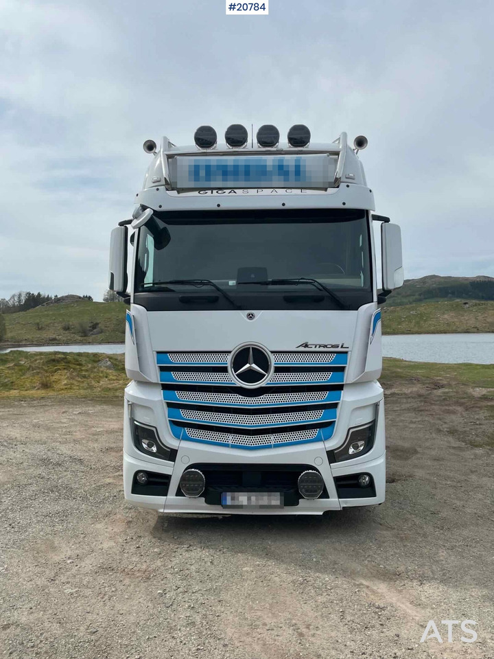 Mercedes Actros - Kapalı kasa kamyon: fotoğraf 3 Mercedes Actros - Kapalı kasa kamyon: fotoğraf 3