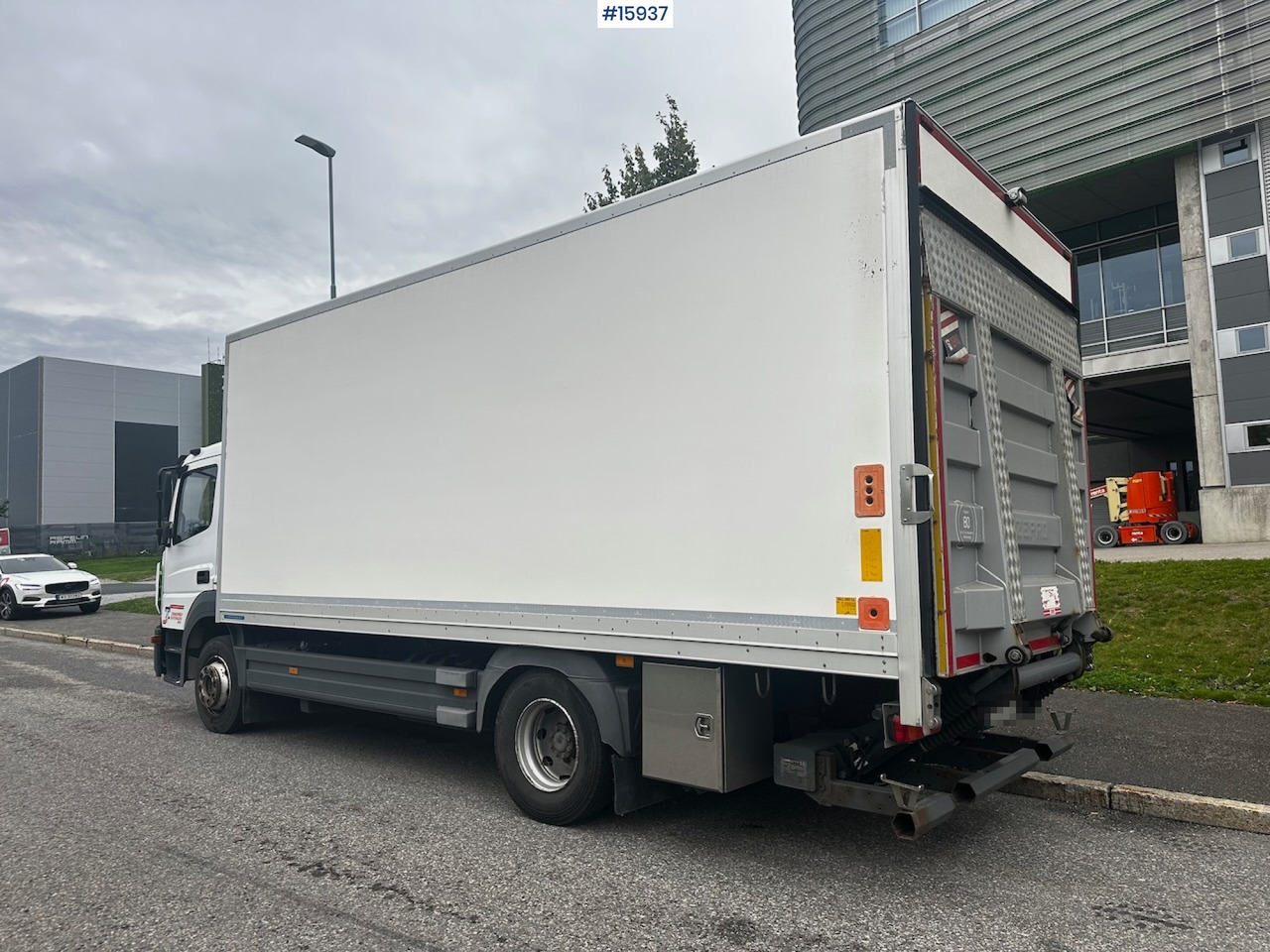 Mercedes Atego - Kapalı kasa kamyon: fotoğraf 3 Mercedes Atego - Kapalı kasa kamyon: fotoğraf 3