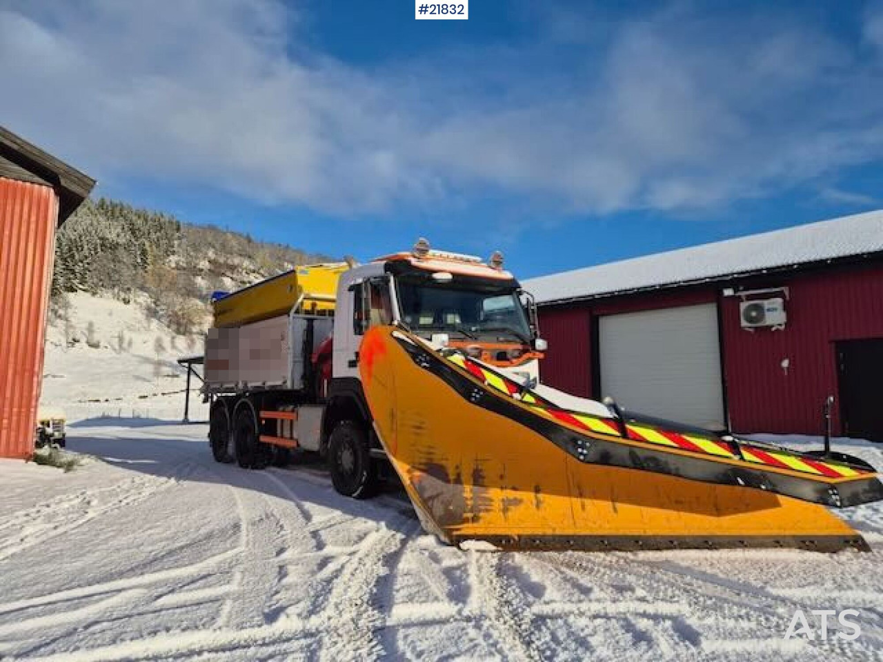 Volvo 2019 Volvo FMX 6x6 brøyterigget tippbil m/ 9,5 t/m kran, 2 sett dekk og lettkasse - Damperli kamyon: fotoğraf 5 Volvo 2019 Volvo FMX 6x6 brøyterigget tippbil m/ 9,5 t/m kran, 2 sett dekk og lettkasse - Damperli kamyon: fotoğraf 5