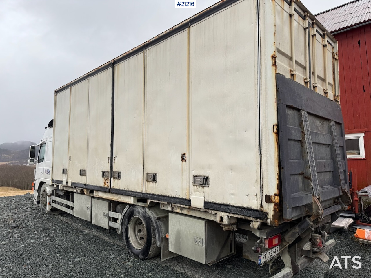 Volvo FM9 - Kapalı kasa kamyon: fotoğraf 3 Volvo FM9 - Kapalı kasa kamyon: fotoğraf 3