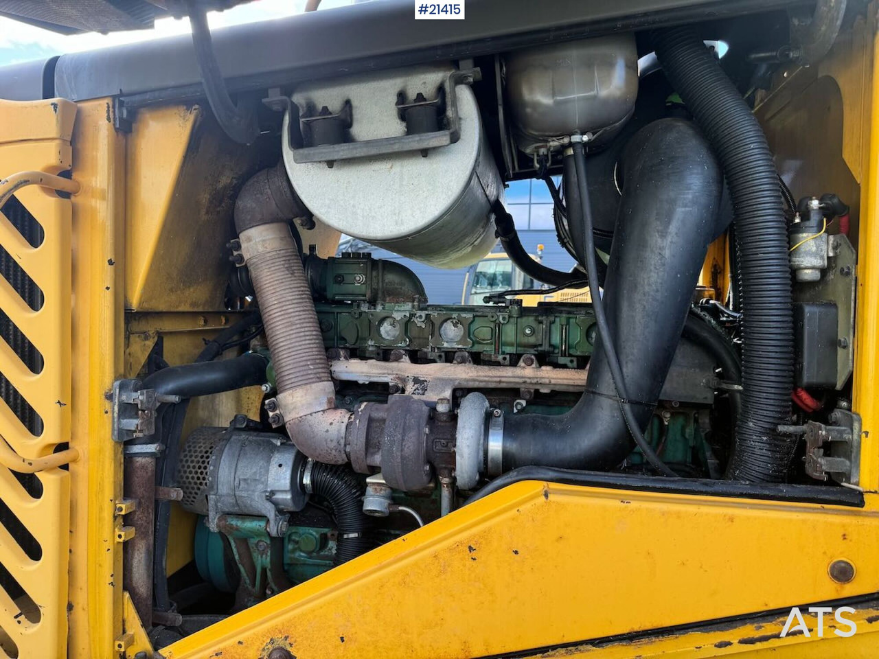 Tekerlekli yükleyici Volvo L110E: fotoğraf 40 Tekerlekli yükleyici Volvo L110E: fotoğraf 40