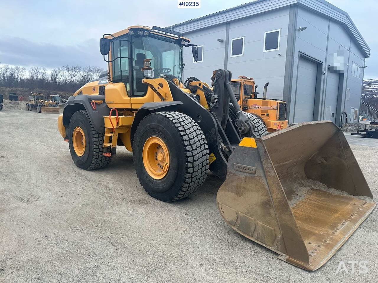 Volvo L110H - Tekerlekli yükleyici: fotoğraf 3 Volvo L110H - Tekerlekli yükleyici: fotoğraf 3