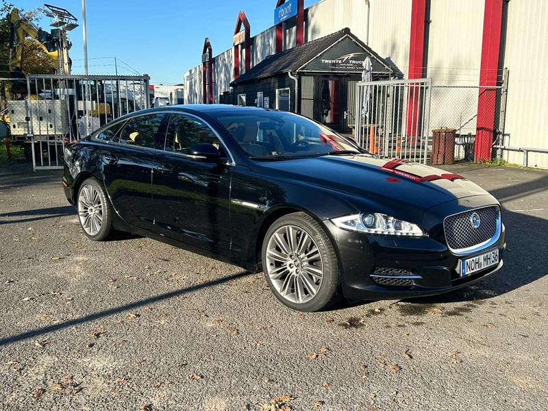 Jaguar XJ 3.0 V6D 275 PK /AUTOM / PANO DAK / VOL LEDER / MERIDAN / EXPORT PRICE - Sedan araba: fotoğraf 1 Jaguar XJ 3.0 V6D 275 PK /AUTOM / PANO DAK / VOL LEDER / MERIDAN / EXPORT PRICE - Sedan araba: fotoğraf 1