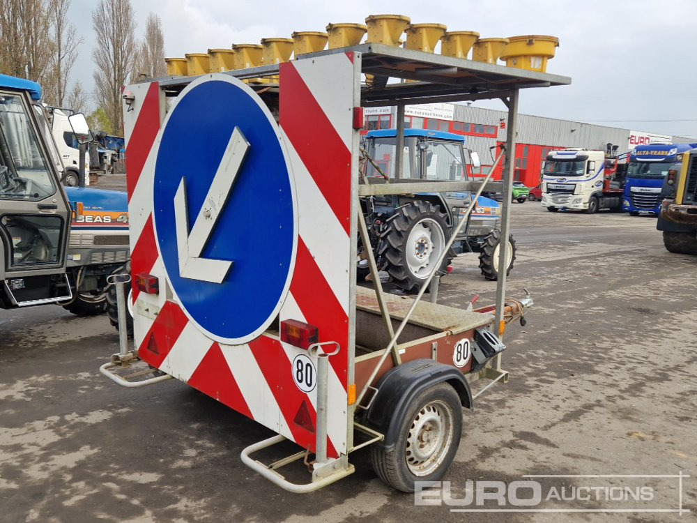 1995 Nissen Single Axle Traffic Control Trailer - İnşaat ekipmanı, Römork: fotoğraf 4 1995 Nissen Single Axle Traffic Control Trailer - İnşaat ekipmanı, Römork: fotoğraf 4