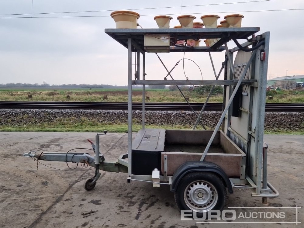 2000 Nissen Single Axle Traffic Control Trailer - İnşaat ekipmanı, Römork: fotoğraf 2 2000 Nissen Single Axle Traffic Control Trailer - İnşaat ekipmanı, Römork: fotoğraf 2
