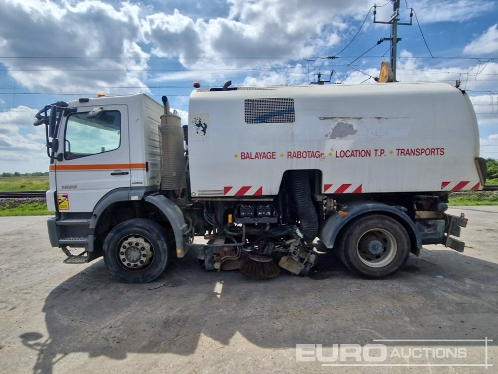 2002 Mercedes Axor 1829 - Yol süpürme aracı: fotoğraf 2 2002 Mercedes Axor 1829 - Yol süpürme aracı: fotoğraf 2