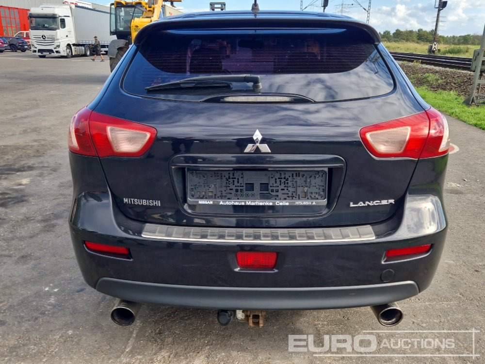2010 Mitsubishi Lancer - Binek araba: fotoğraf 4 2010 Mitsubishi Lancer - Binek araba: fotoğraf 4