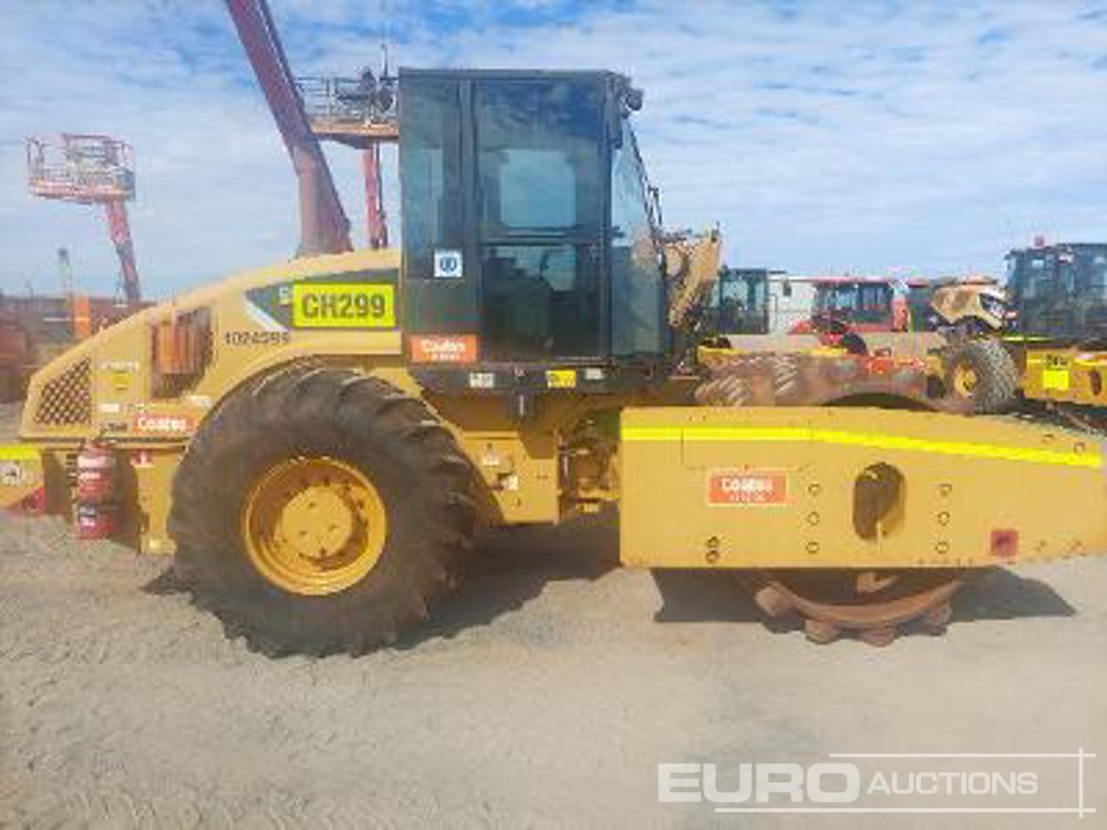 2011 CAT CP74 - Silindir makinesi: fotoğraf 1 2011 CAT CP74 - Silindir makinesi: fotoğraf 1