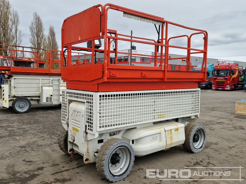 2011 JLG 4069LE - Araçüstü platform: fotoğraf 4 2011 JLG 4069LE - Araçüstü platform: fotoğraf 4