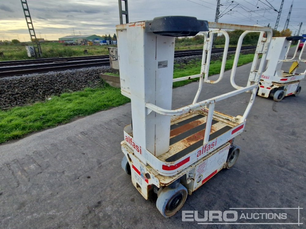 2013 JLG 1230ES - Dikey platform: fotoğraf 1 2013 JLG 1230ES - Dikey platform: fotoğraf 1