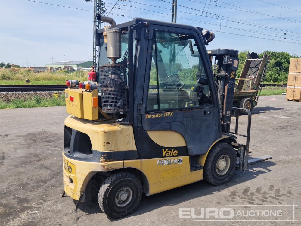 2013 Yale GDP25VX - Forklift: fotoğraf 4 2013 Yale GDP25VX - Forklift: fotoğraf 4
