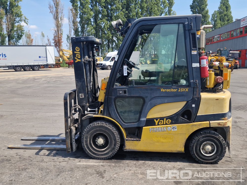 2013 Yale GDP25VX - Forklift: fotoğraf 2 2013 Yale GDP25VX - Forklift: fotoğraf 2