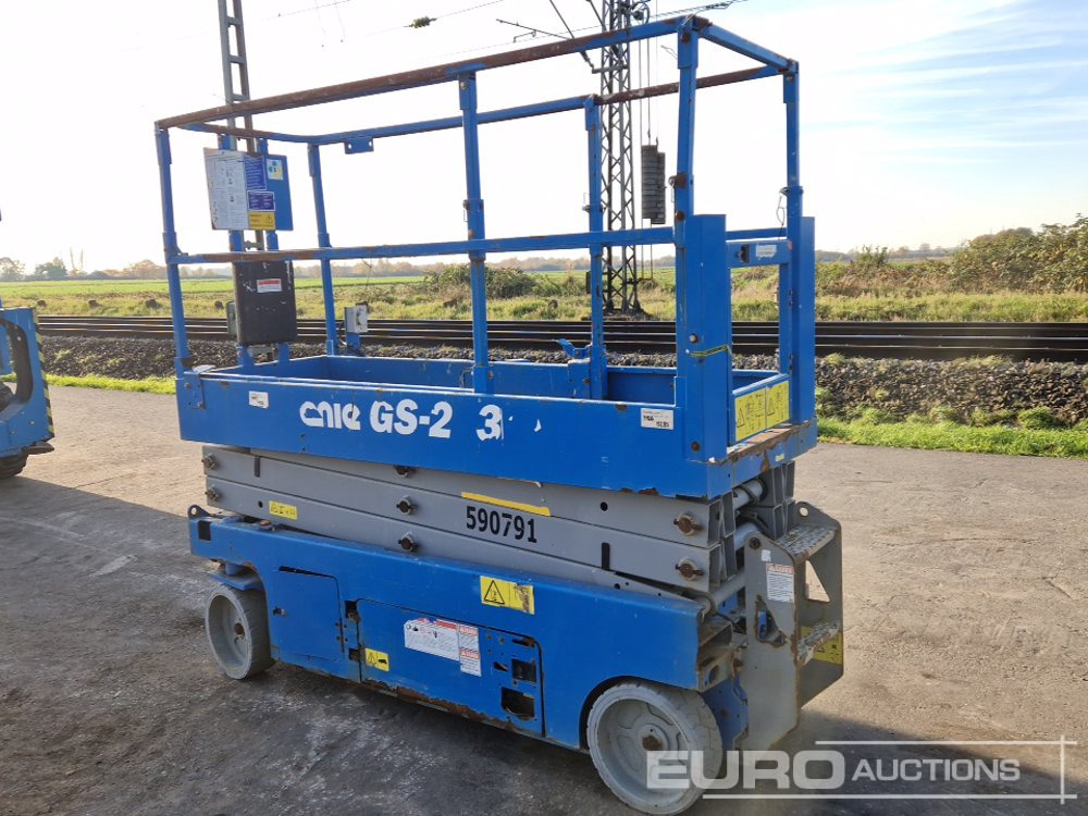 2015 Genie GS-2032 - Araçüstü platform: fotoğraf 2 2015 Genie GS-2032 - Araçüstü platform: fotoğraf 2