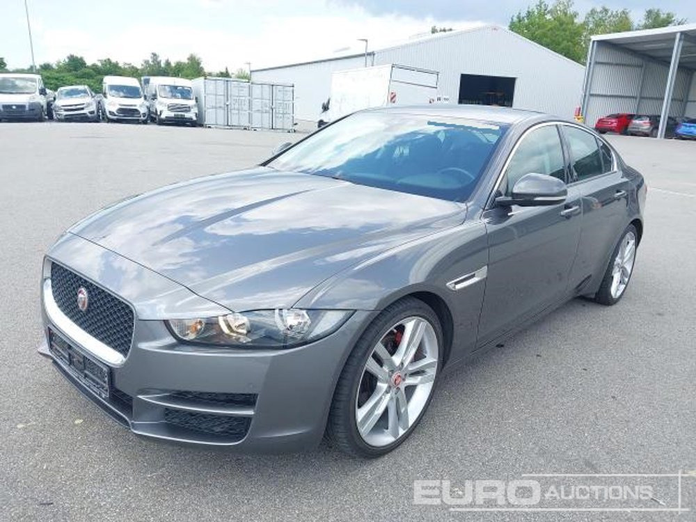 2015 Jaguar XE - Binek araba: fotoğraf 1 2015 Jaguar XE - Binek araba: fotoğraf 1