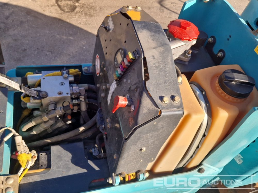 Asfalt döşeme aracı 2016 Bomag BMP8500: fotoğraf 11