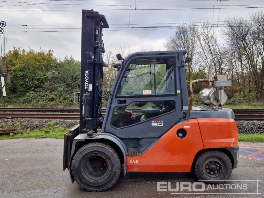 2016 Toyota 40-8FD50N - Forklift: fotoğraf 2 2016 Toyota 40-8FD50N - Forklift: fotoğraf 2