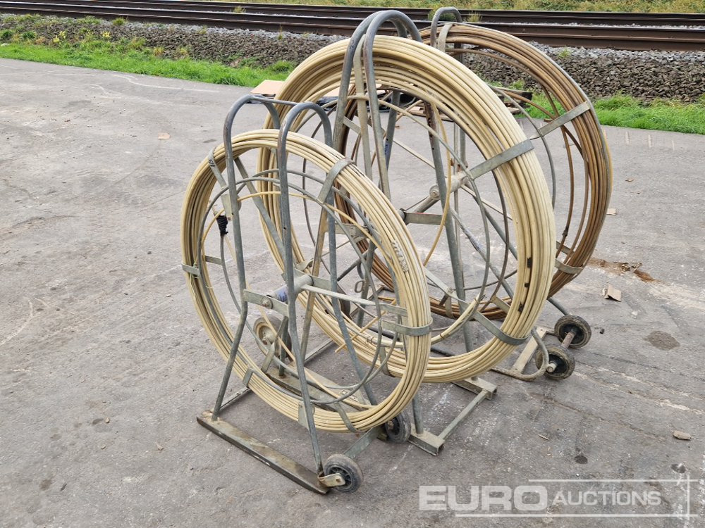 Cable Runner Reels (3 of) - İnşaat ekipmanı: fotoğraf 1 Cable Runner Reels (3 of) - İnşaat ekipmanı: fotoğraf 1