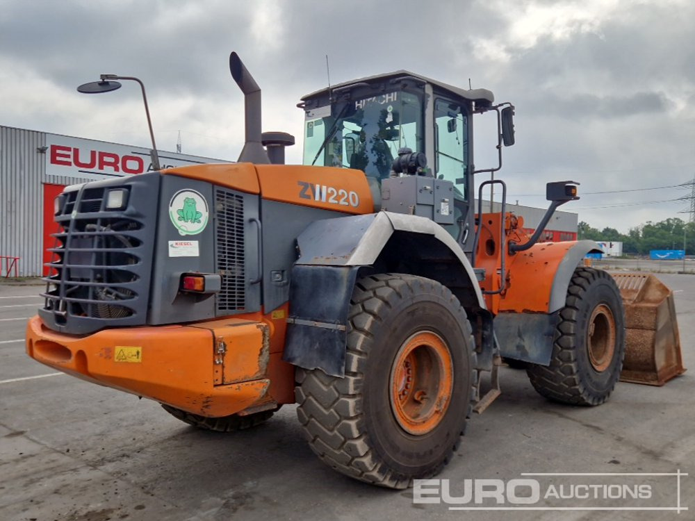 Hitachi ZW220 - Tekerlekli yükleyici: fotoğraf 5 Hitachi ZW220 - Tekerlekli yükleyici: fotoğraf 5