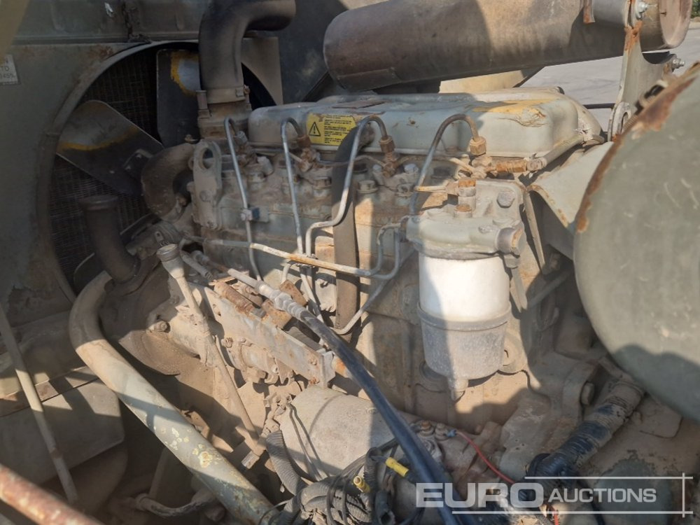 Tekerlekli yükleyici JCB 410M: fotoğraf 20