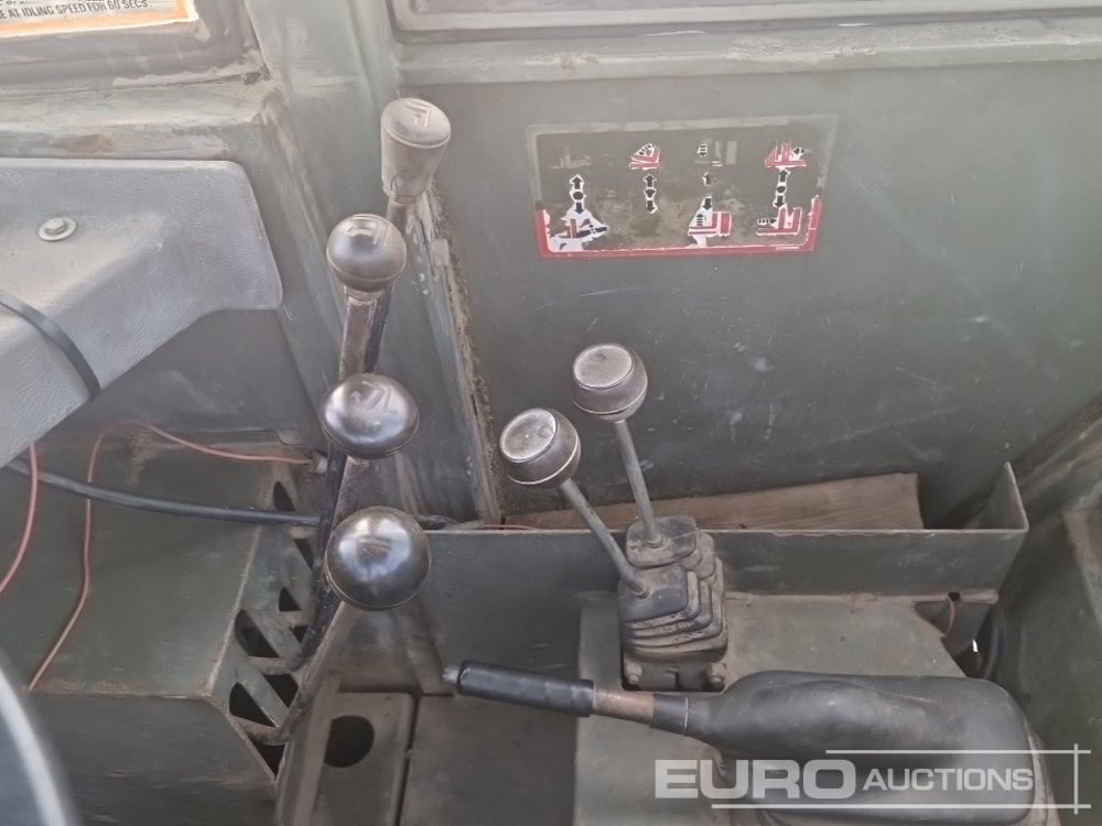 Tekerlekli yükleyici JCB 410M: fotoğraf 26