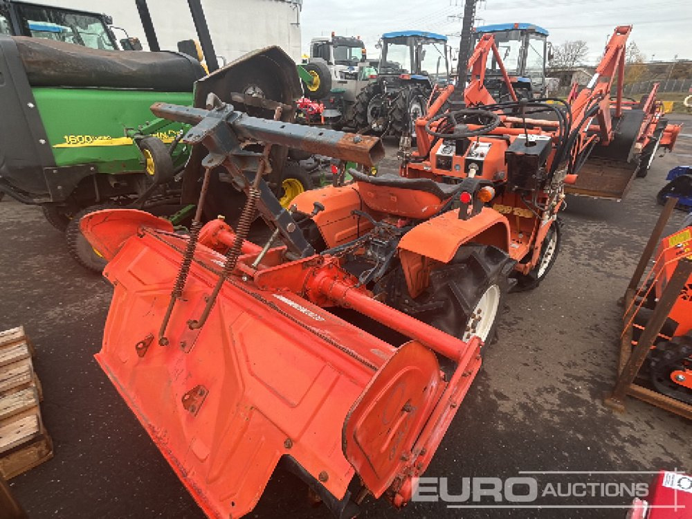 Kubota B1200 - Küçük traktör: fotoğraf 5 Kubota B1200 - Küçük traktör: fotoğraf 5