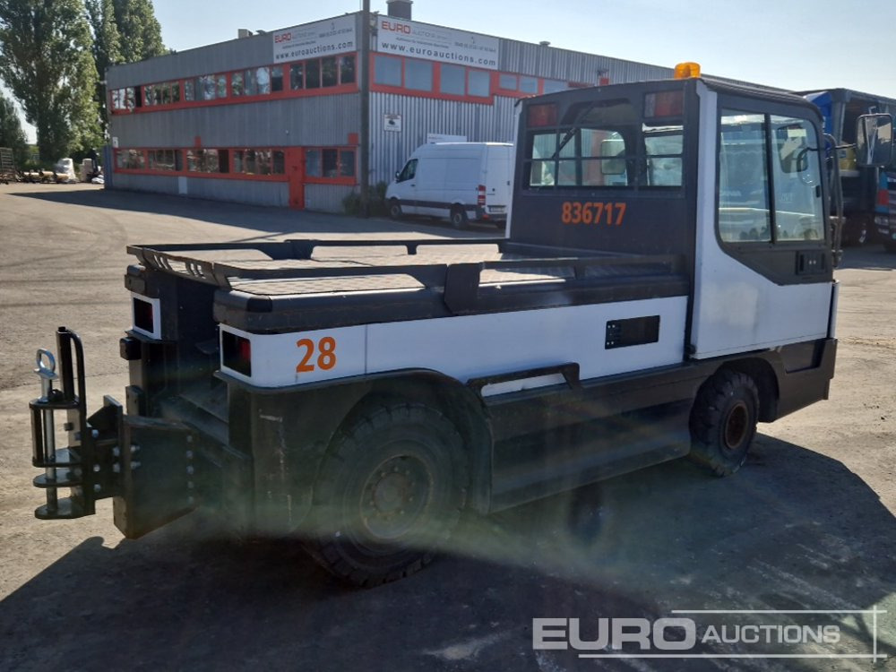 Linde P250 - Akülü çekici: fotoğraf 4 Linde P250 - Akülü çekici: fotoğraf 4