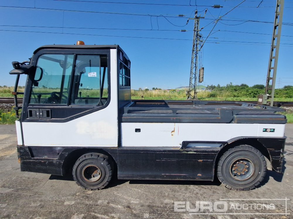 Linde P250 - Akülü çekici: fotoğraf 2 Linde P250 - Akülü çekici: fotoğraf 2