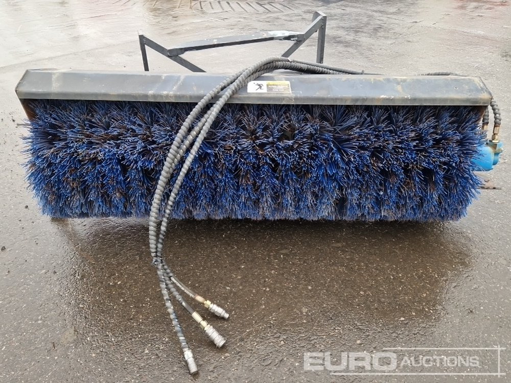 Sweeper to suit JCB Telehandler - Malzeme taşıma ekipmanı: fotoğraf 5 Sweeper to suit JCB Telehandler - Malzeme taşıma ekipmanı: fotoğraf 5