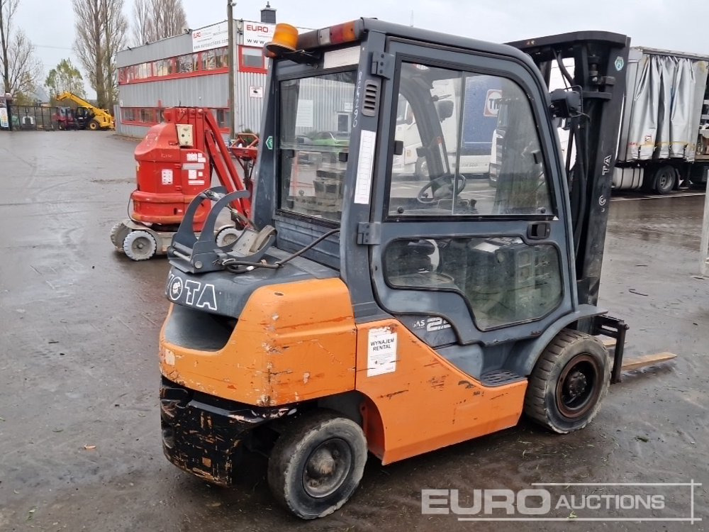 Toyota 02-8FGF25 - Forklift: fotoğraf 4 Toyota 02-8FGF25 - Forklift: fotoğraf 4