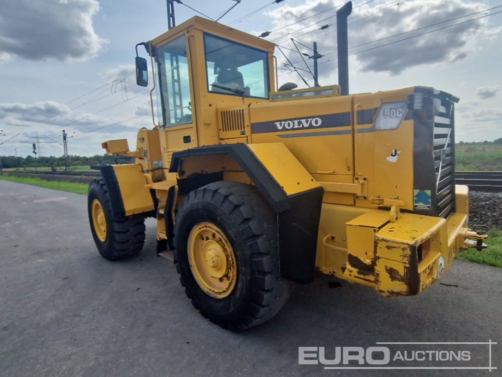 Volvo L90C - Tekerlekli yükleyici: fotoğraf 3 Volvo L90C - Tekerlekli yükleyici: fotoğraf 3