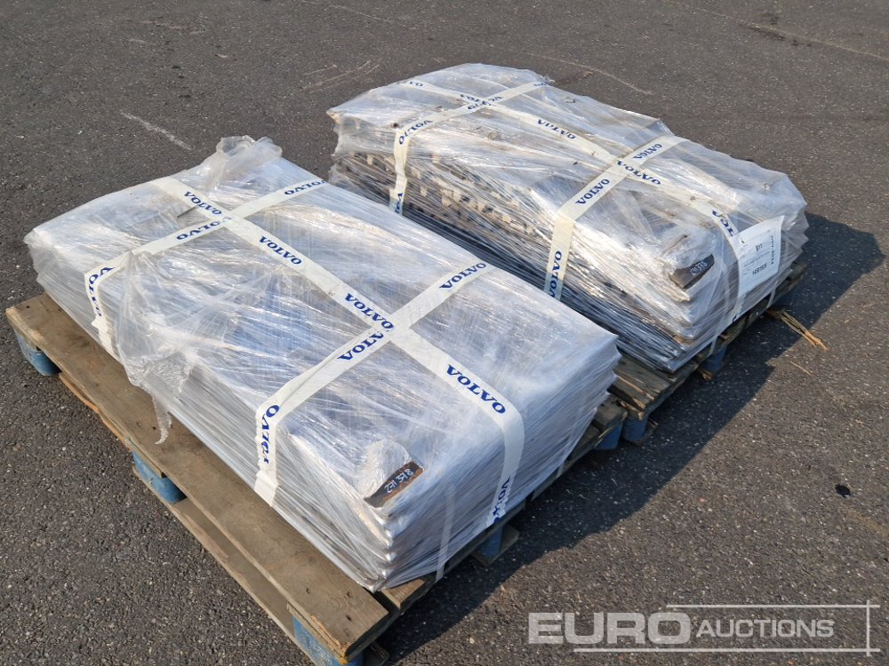600mm Steel Track Plates, Volvo EC305/EC330 (2 of) - Yedek parça - Ekskavatör: fotoğraf 1 600mm Steel Track Plates, Volvo EC305/EC330 (2 of) - Yedek parça - Ekskavatör: fotoğraf 1