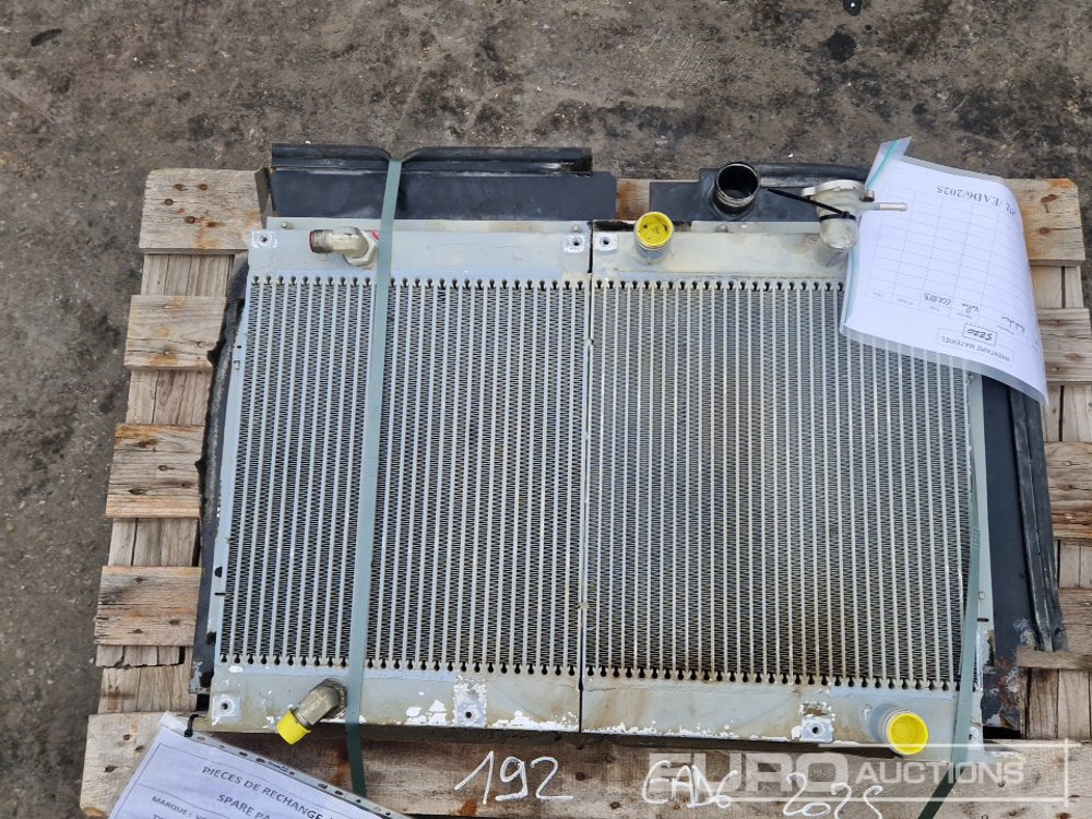 Radiator to suit Volvo ECR88D - Yedek parça - Ekskavatör: fotoğraf 5 Radiator to suit Volvo ECR88D - Yedek parça - Ekskavatör: fotoğraf 5