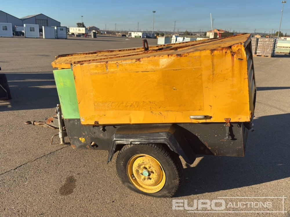 2002 Atlas Copco XAS66DD FB AC LEG - Hava kompresörü: fotoğraf 2 2002 Atlas Copco XAS66DD FB AC LEG - Hava kompresörü: fotoğraf 2