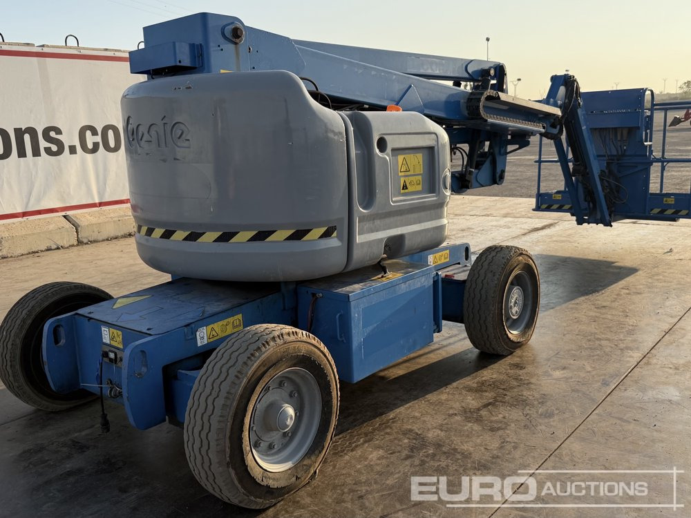 2007 Genie 45/25J - Araçüstü platform: fotoğraf 1 2007 Genie 45/25J - Araçüstü platform: fotoğraf 1