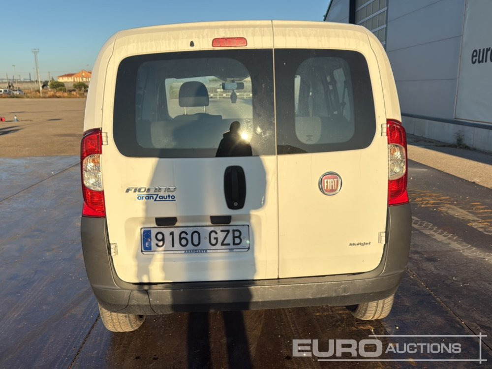 2010 Fiat Fiorino - Küçük panelvan, Çift kabin kamyonet: fotoğraf 4 2010 Fiat Fiorino - Küçük panelvan, Çift kabin kamyonet: fotoğraf 4