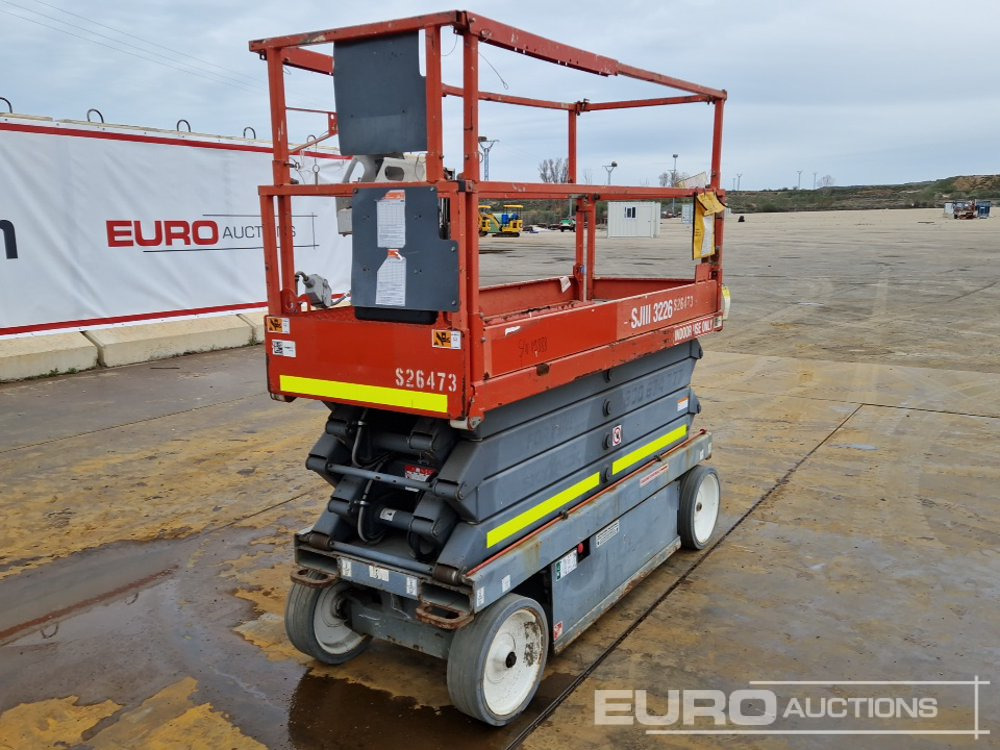 2014 SkyJack SJ III-3226 - Araçüstü platform: fotoğraf 1 2014 SkyJack SJ III-3226 - Araçüstü platform: fotoğraf 1
