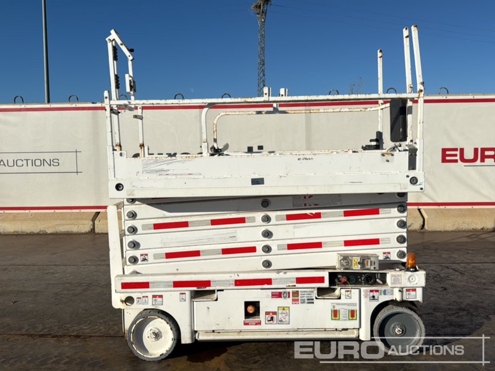 2015 Haulotte Compact 14 - Makasli platform: fotoğraf 2 2015 Haulotte Compact 14 - Makasli platform: fotoğraf 2