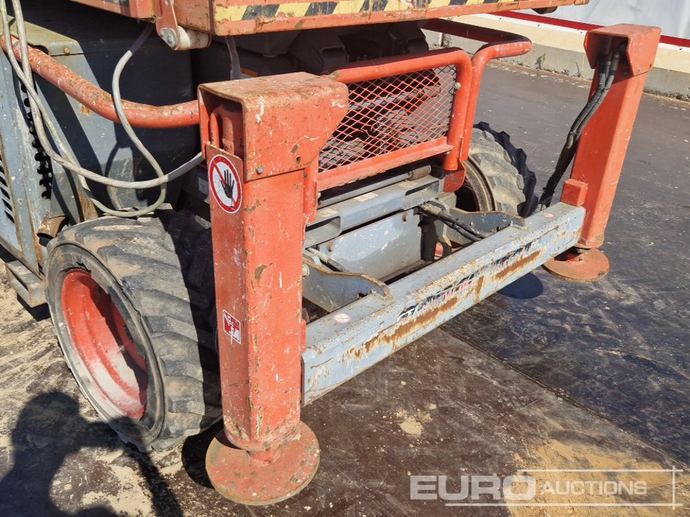 Araçüstü platform 2015 SkyJack SJ6826RT: fotoğraf 15