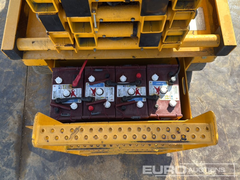 Araçüstü platform 2016 Haulotte Compact 14: fotoğraf 18