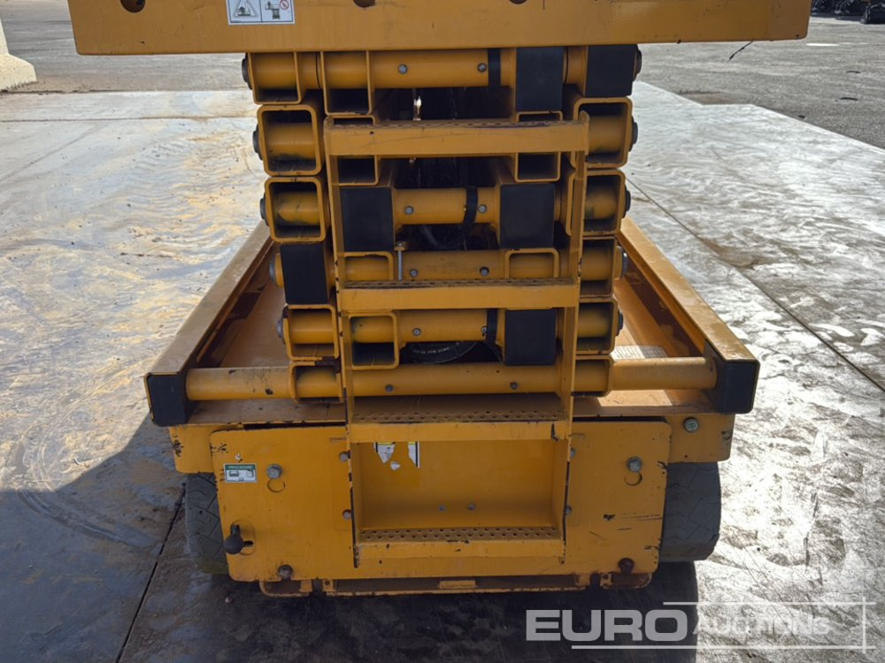 Araçüstü platform 2016 Haulotte Compact 14: fotoğraf 14