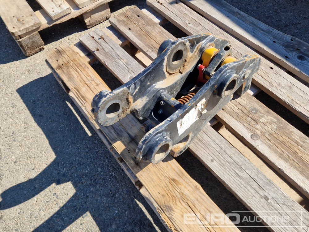 2017 JCB Quick Hitch 980/A02t 68 to Suit 48Z/61R/66Z/67C - Çabuk bağlantı: fotoğraf 4 2017 JCB Quick Hitch 980/A02t 68 to Suit 48Z/61R/66Z/67C - Çabuk bağlantı: fotoğraf 4