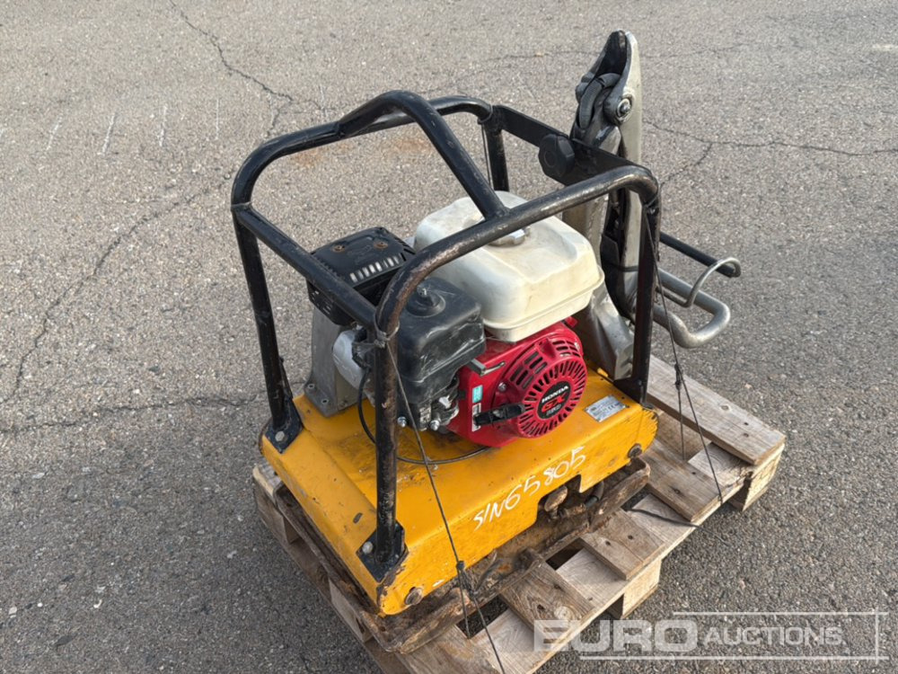 ENARCO Walk-Behind Plate Compactor Gasoline, Honda Engine - Asfalt döşeme aracı: fotoğraf 1 ENARCO Walk-Behind Plate Compactor Gasoline, Honda Engine - Asfalt döşeme aracı: fotoğraf 1