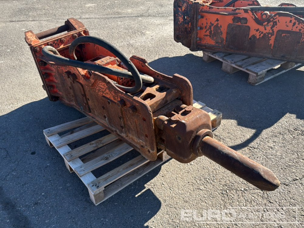 NPK Hydraulic Breaker to suit 7-10 Ton Excavator - Hidrolik kırıcı: fotoğraf 4 NPK Hydraulic Breaker to suit 7-10 Ton Excavator - Hidrolik kırıcı: fotoğraf 4