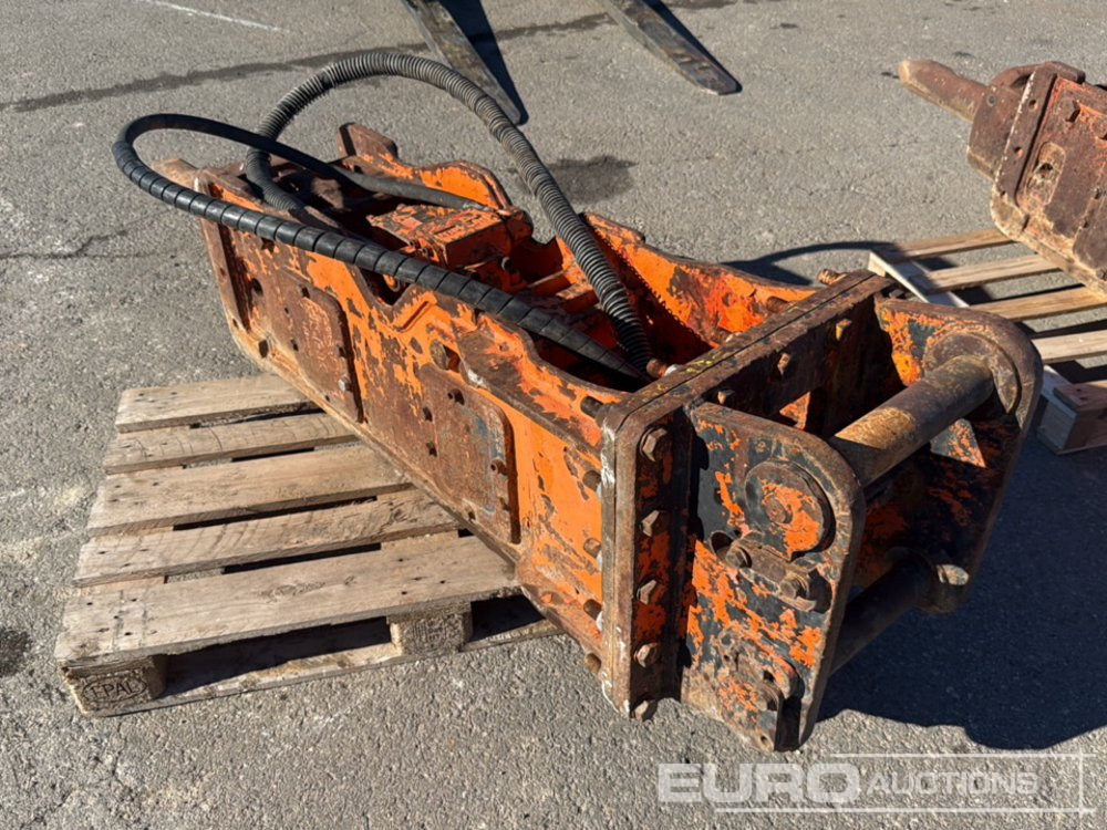 NPK Hydraulic Breaker to suit 7-10 Ton Excavator - Hidrolik kırıcı: fotoğraf 4 NPK Hydraulic Breaker to suit 7-10 Ton Excavator - Hidrolik kırıcı: fotoğraf 4